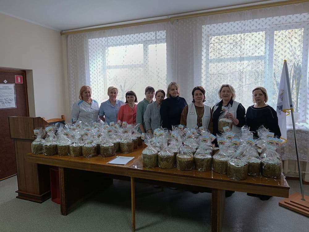 Прийміть найщиріші вітання з Великим Днем Світлого Христового Воскресіння!